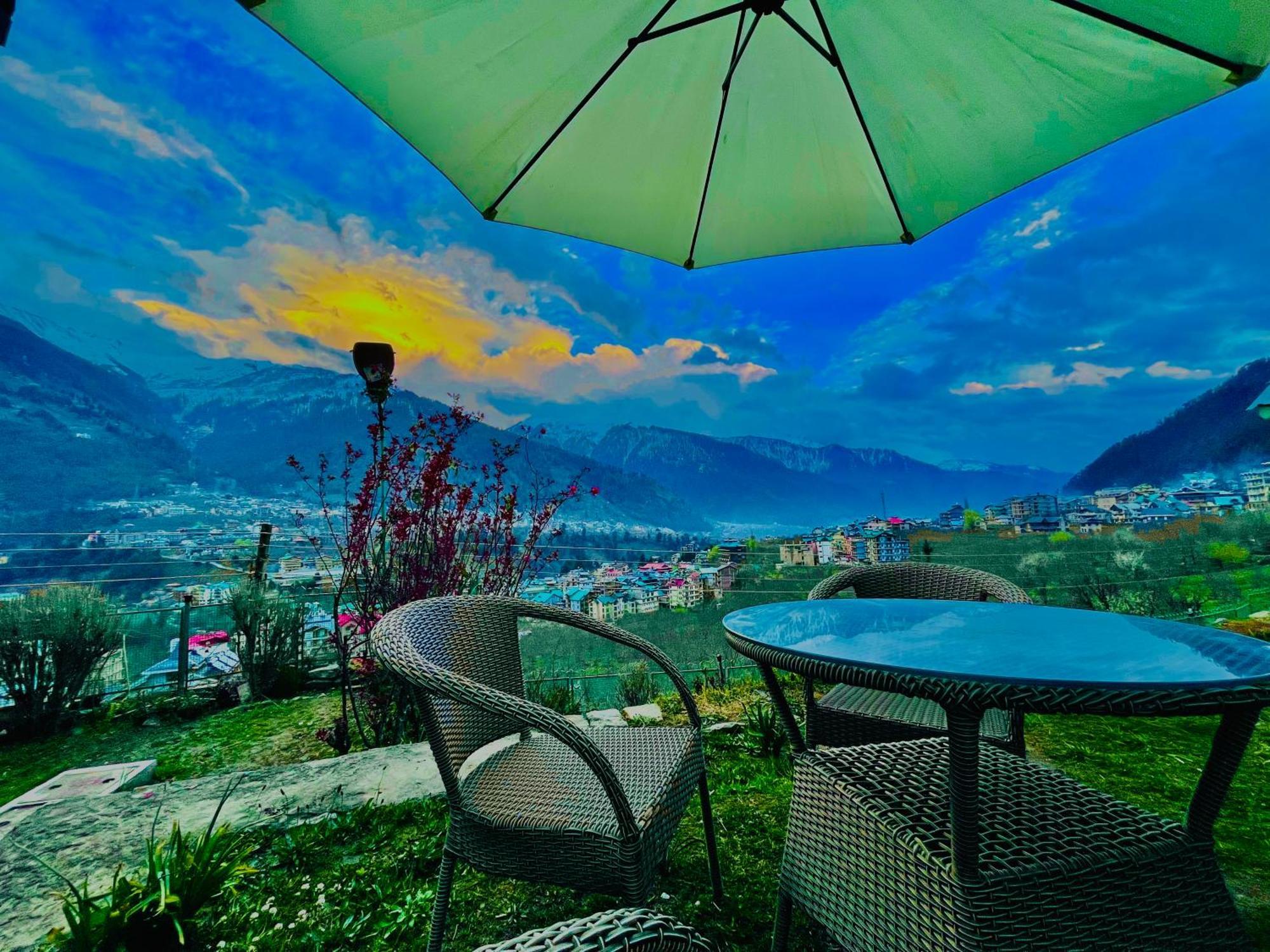 Himalayan Nomad Cottage, Manali ! All 2 Bedroom Independent Cottages ! Personal Lawn Every Cottage ! Parking ! Scenic Mountains View ! Spacious Rooms ! Esterno foto