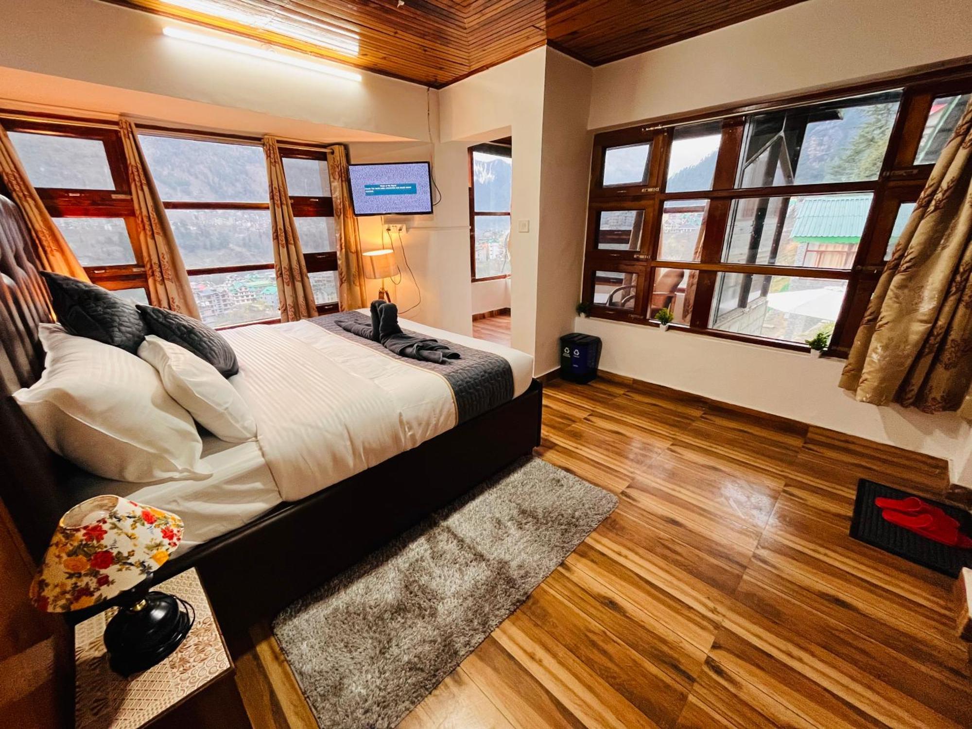 Himalayan Nomad Cottage, Manali ! All 2 Bedroom Independent Cottages ! Personal Lawn Every Cottage ! Parking ! Scenic Mountains View ! Spacious Rooms ! Esterno foto