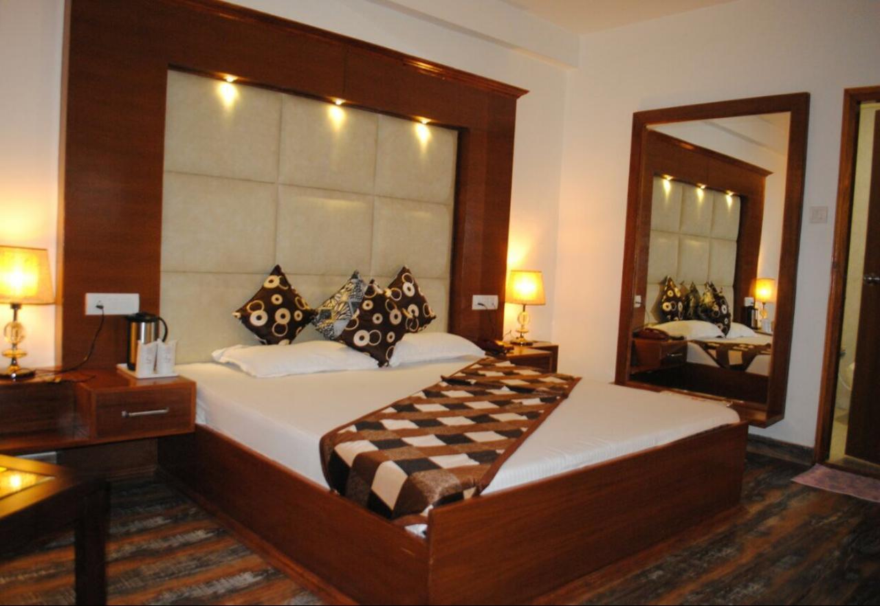 Himalayan Nomad Cottage, Manali ! All 2 Bedroom Independent Cottages ! Personal Lawn Every Cottage ! Parking ! Scenic Mountains View ! Spacious Rooms ! Esterno foto