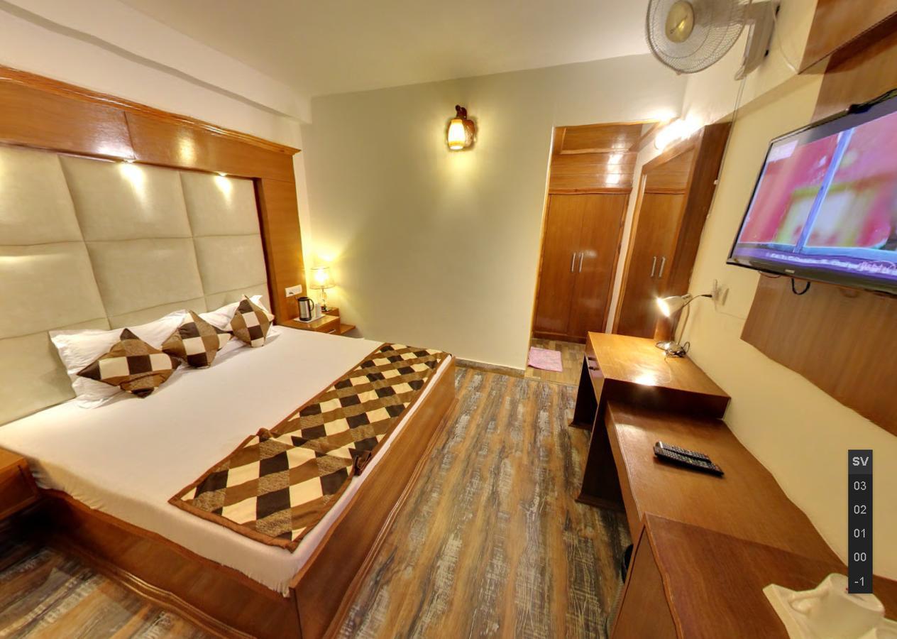 Himalayan Nomad Cottage, Manali ! All 2 Bedroom Independent Cottages ! Personal Lawn Every Cottage ! Parking ! Scenic Mountains View ! Spacious Rooms ! Esterno foto